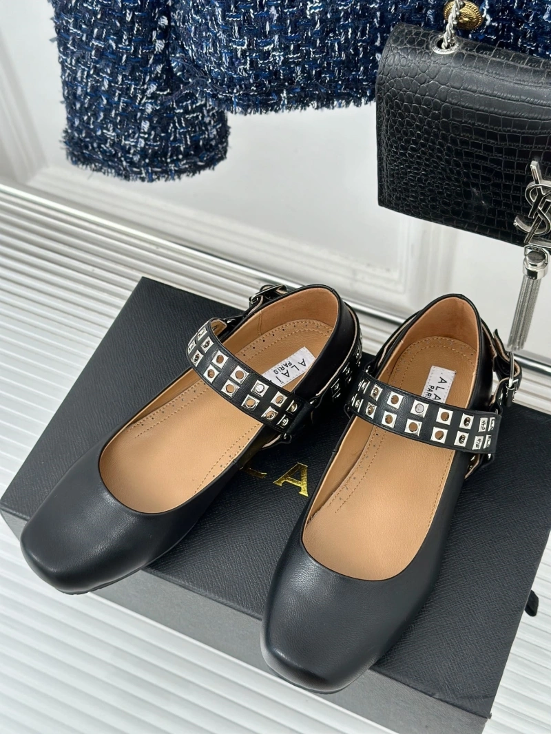 Trendy Othxr flat shoes 215115