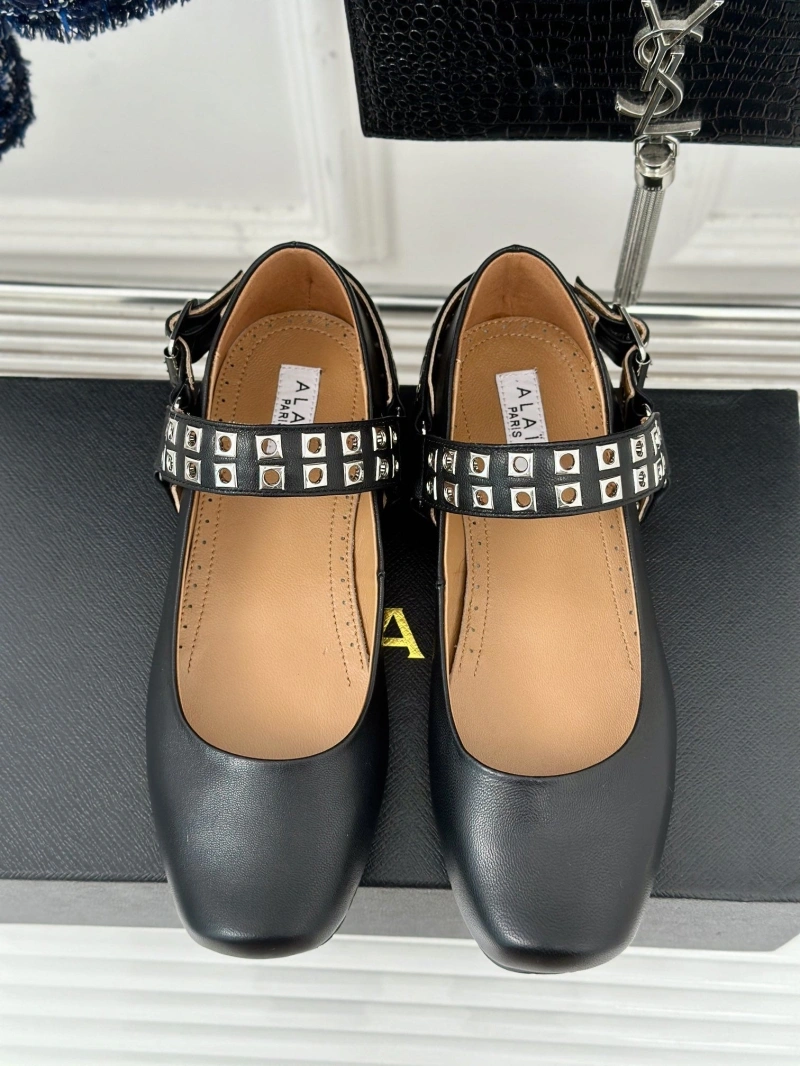 Trendy Othxr flat shoes 215115