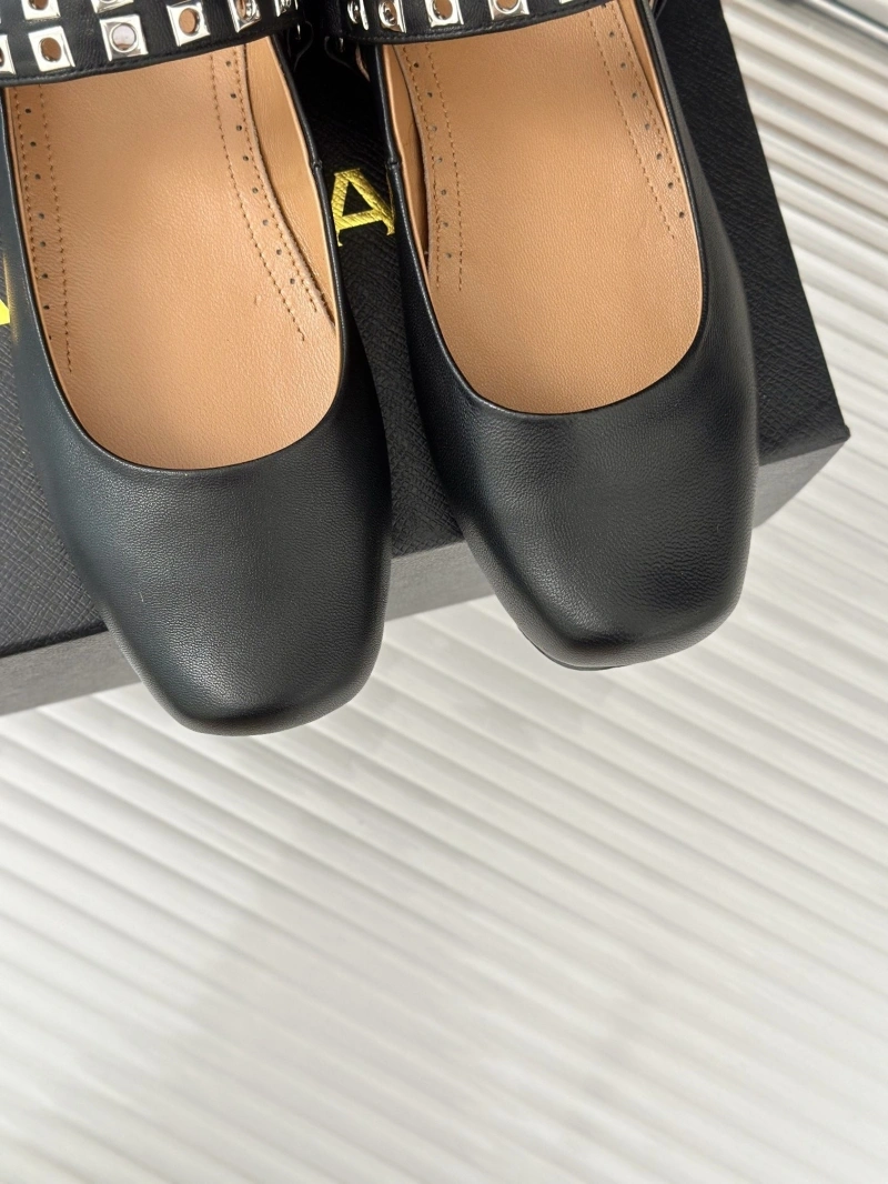 Trendy Othxr flat shoes 215115