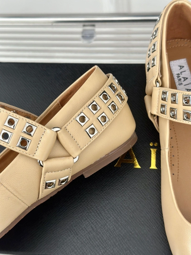 Othxr flat shoes Stylish 215094