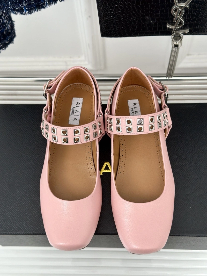 Othxr flat shoes Trendsetting 215096