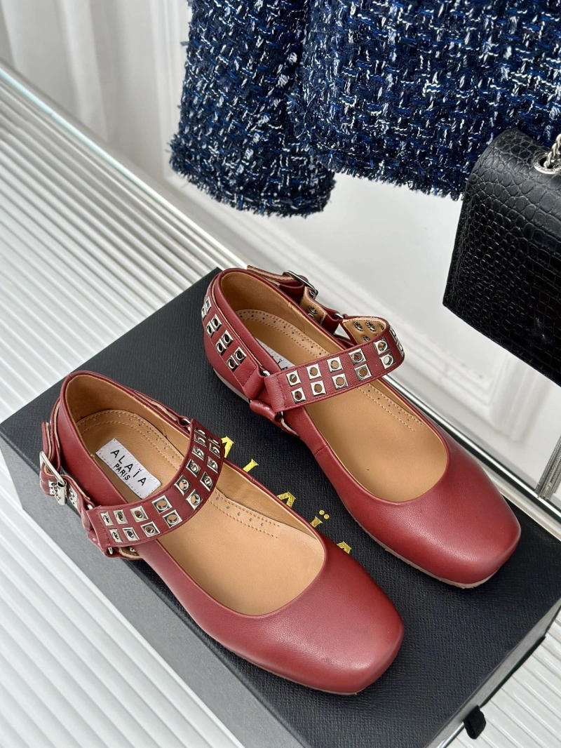 Sophisticated Othxr flat shoes 215092