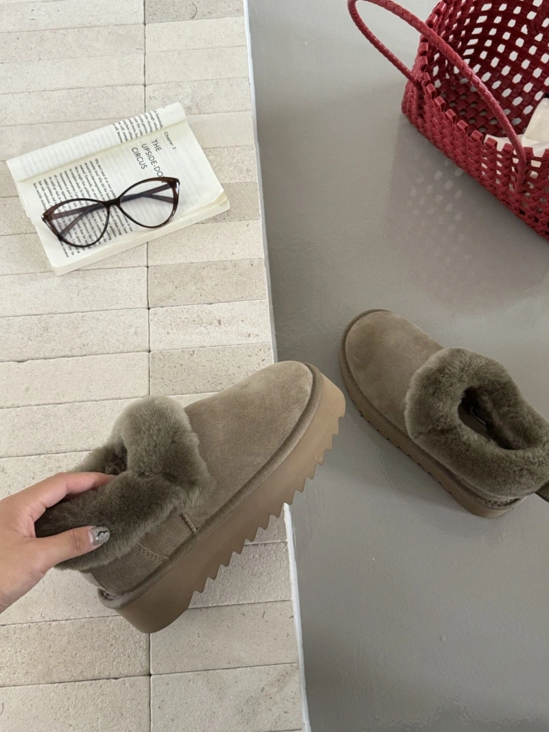 UGX Boots Minimalist 228557