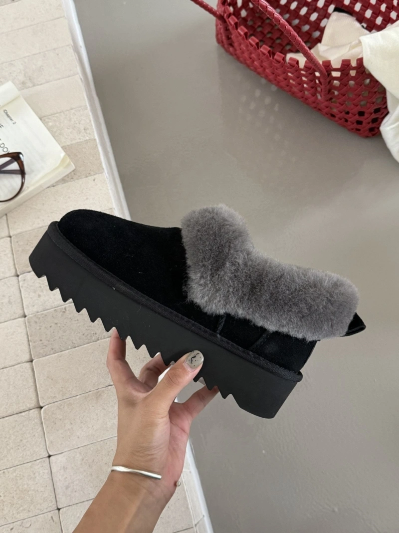 UGX Boots Bold 228555