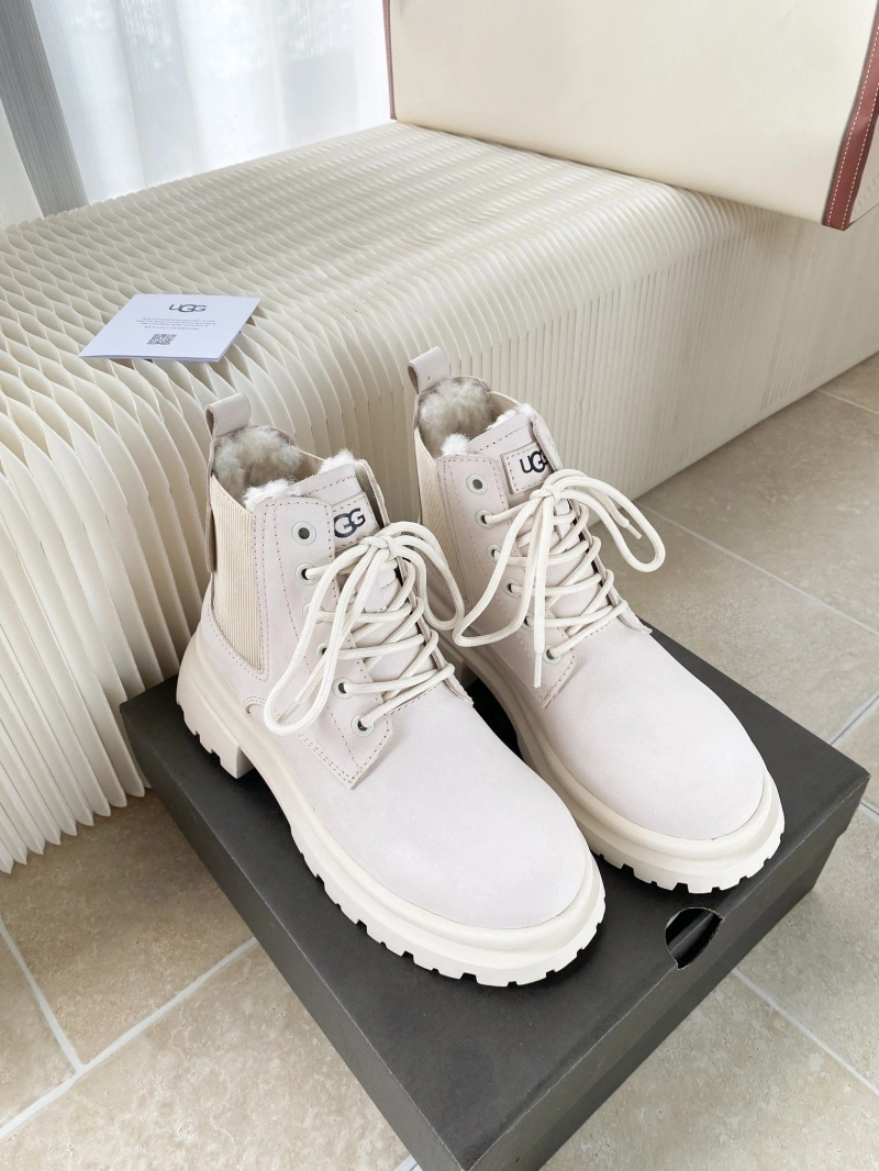 Bright UGX Boots 228549
