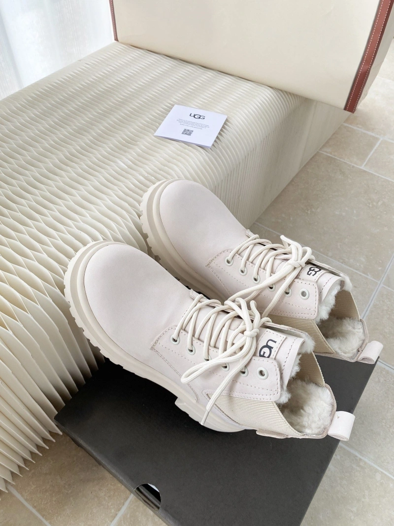 Bright UGX Boots 228549