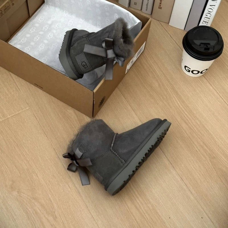 UGX Boots Compact 228544