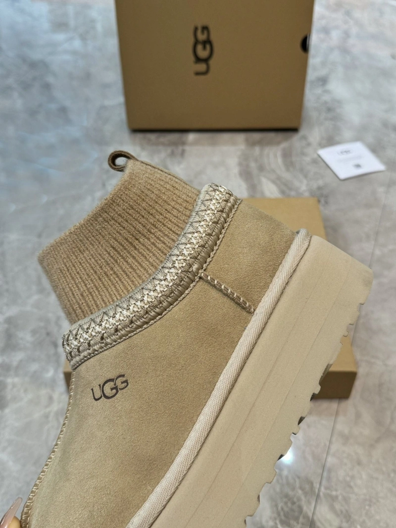 UGX Boots Stylish 228536