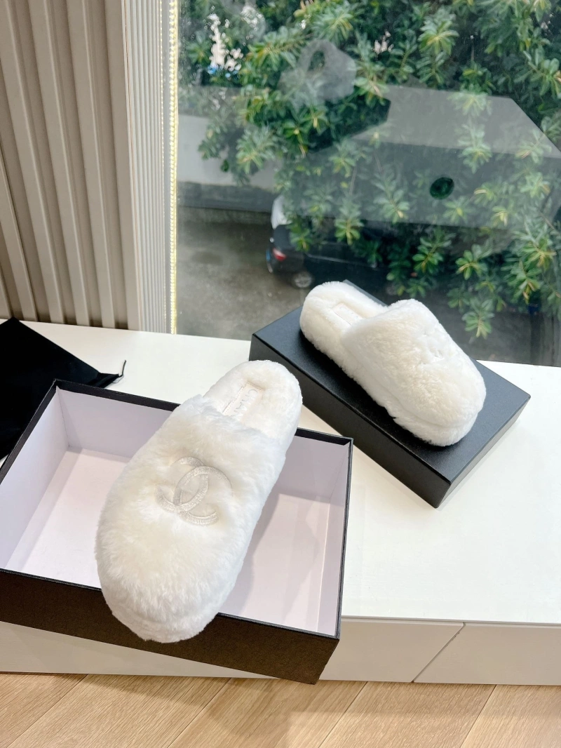 TopPick Chxnxl Slippers 126181