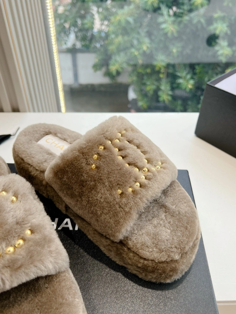 Efficient Chxnxl Slippers 126179