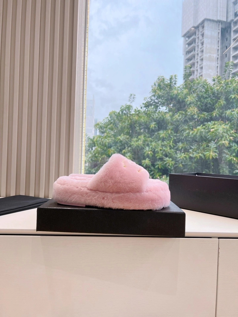 Chxnxl Slippers Bright 126178