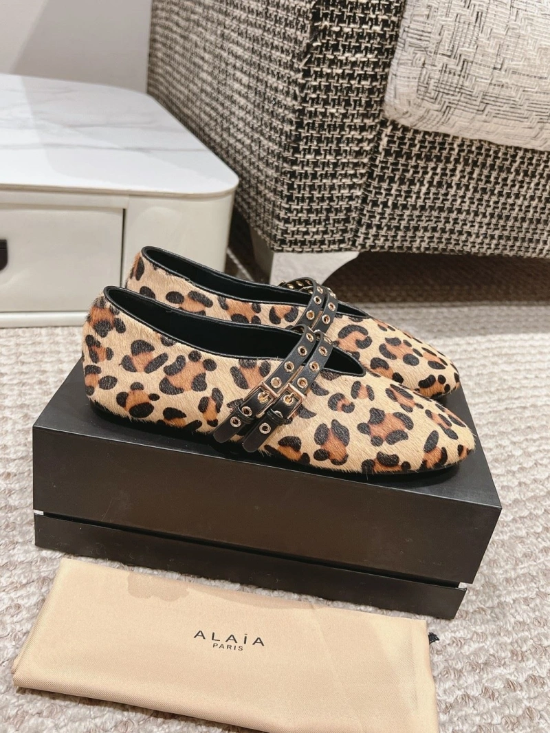 Comfortable Othxr flat shoes 215075