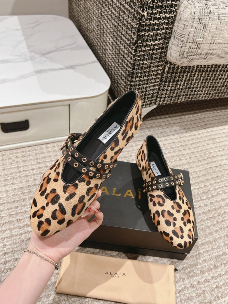 Comfortable Othxr flat shoes 215075