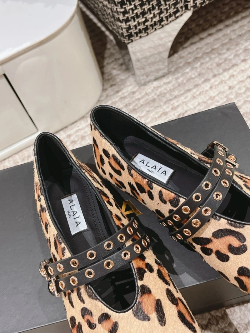 Comfortable Othxr flat shoes 215075