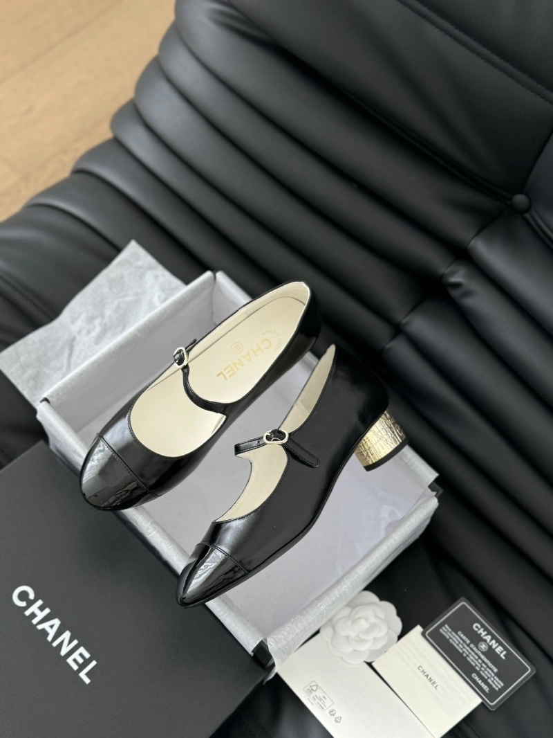 NewStyle Chxnxl Flat Shoes 126353