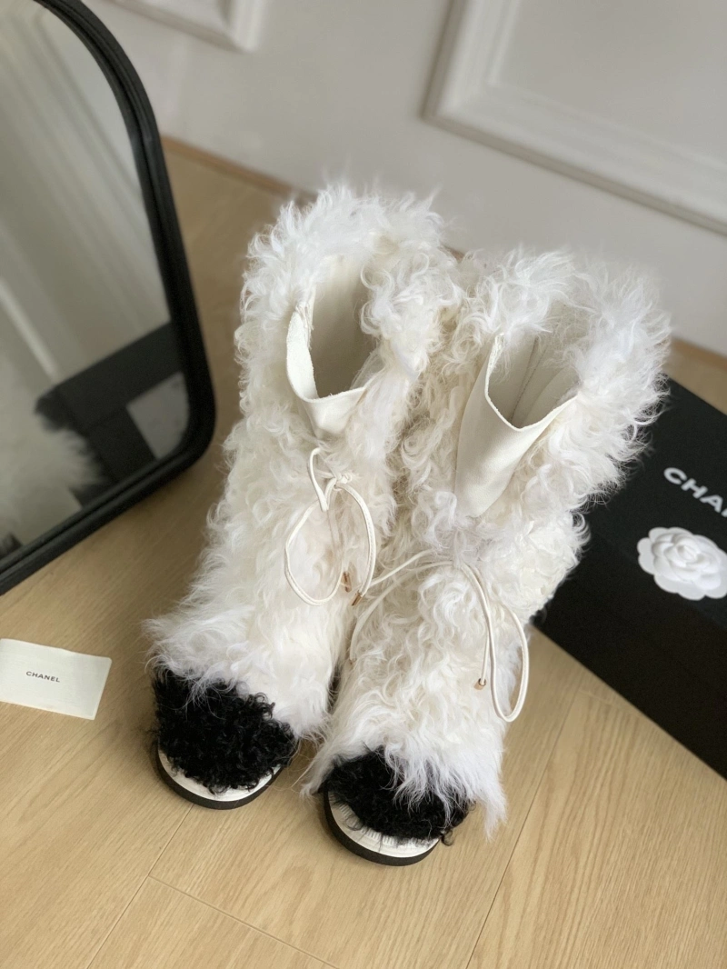 Minimalist Chxnxl Boots 126561