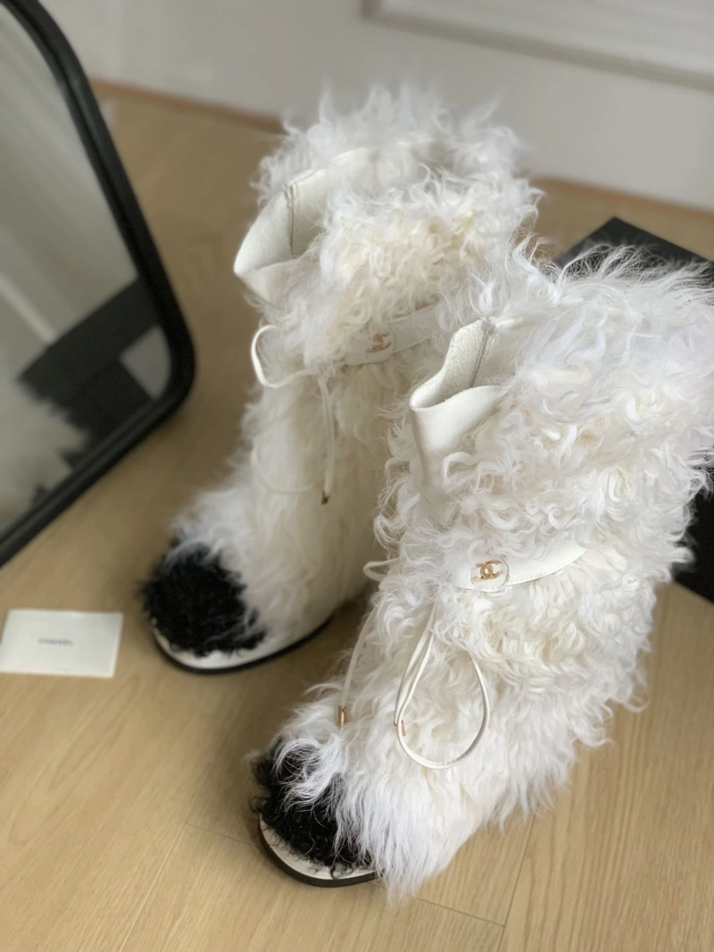 Minimalist Chxnxl Boots 126561