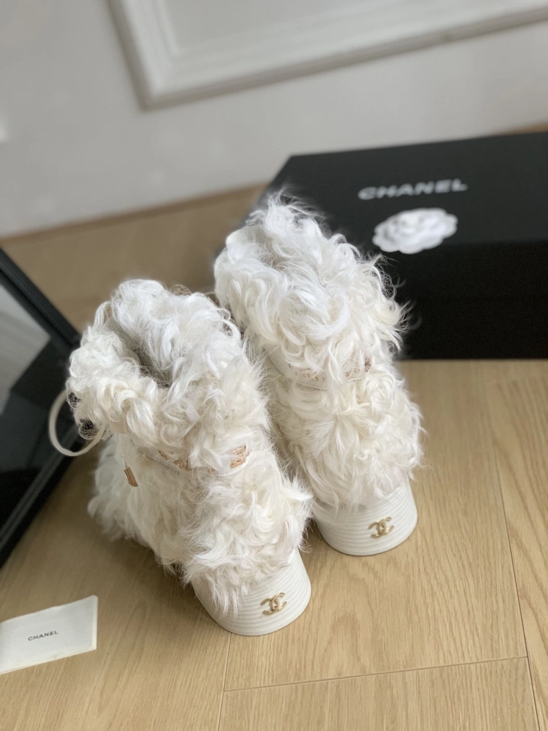 Resilient Chxnxl Boots 126556