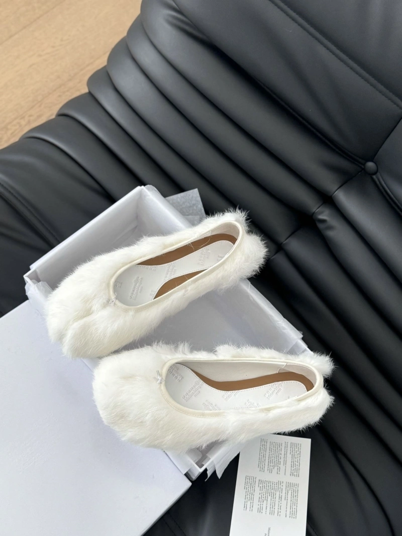 Othxr flat shoes Resilient 215072
