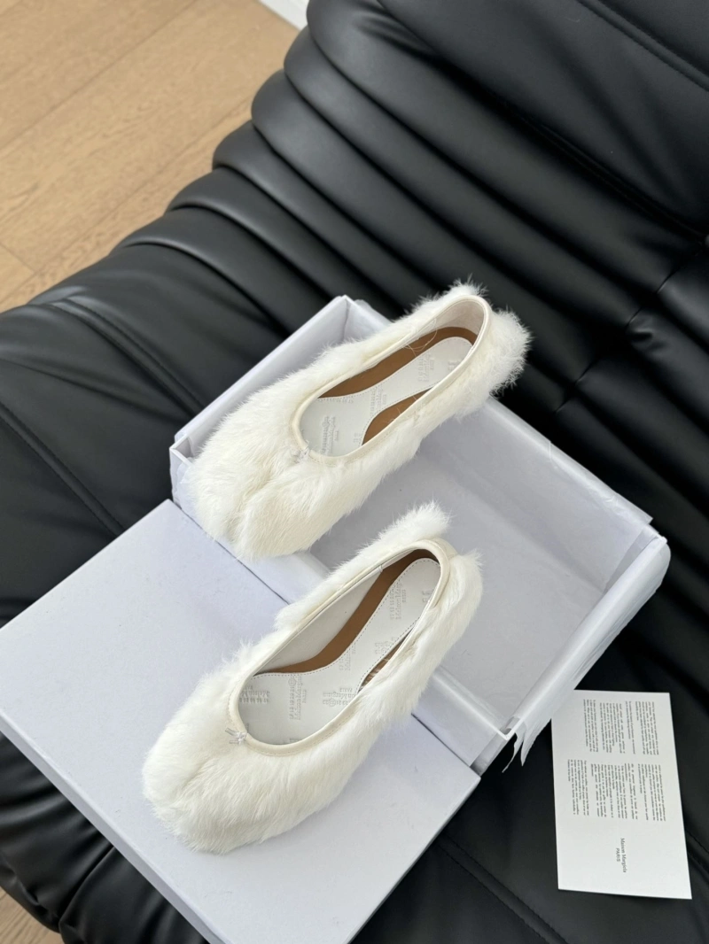 Othxr flat shoes Resilient 215072