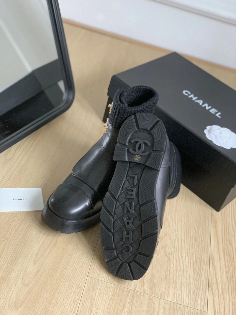Bold Chxnxl Boots 126551