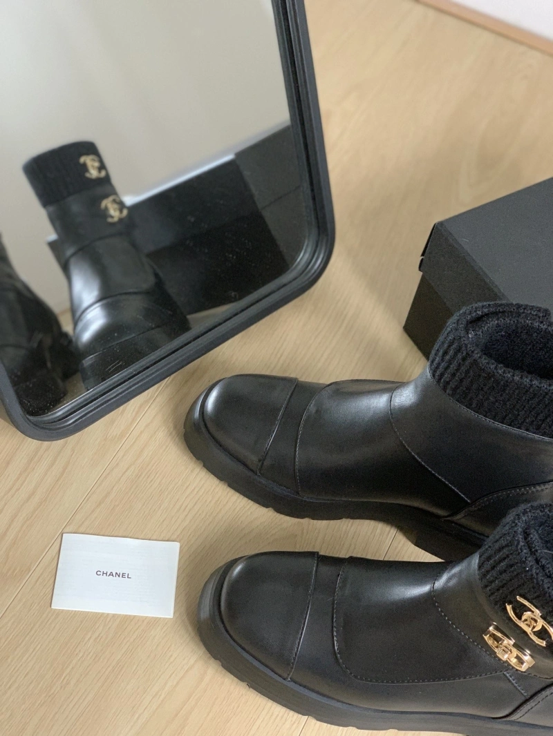 Bold Chxnxl Boots 126551