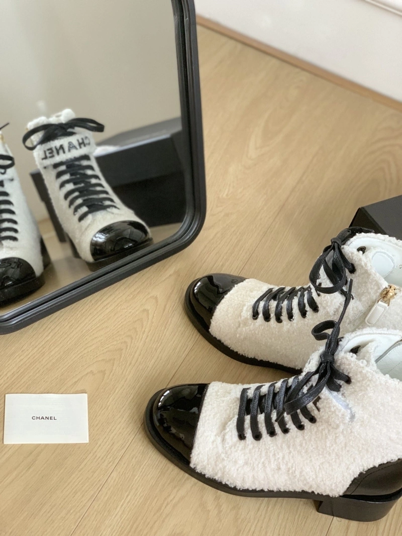 Elegant Chxnxl Boots 126528