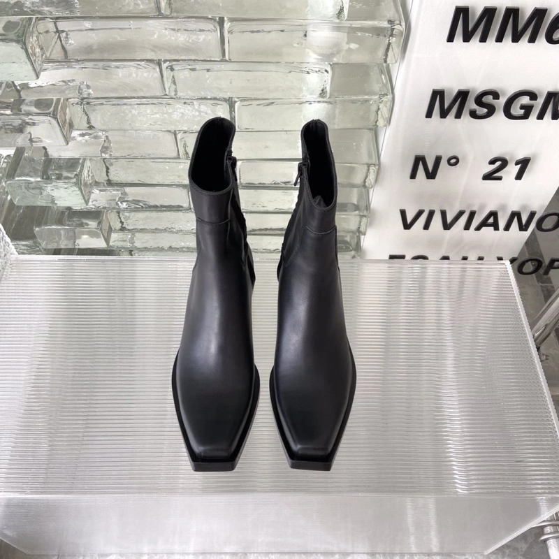 Bxlxnciaga Boots Minimalist 109758