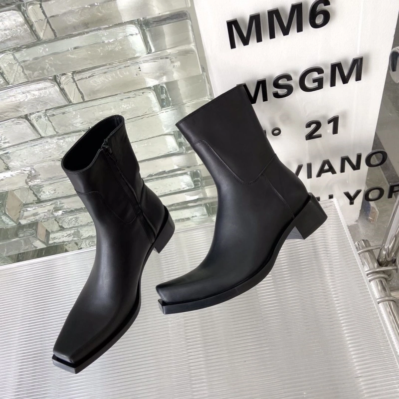 Bxlxnciaga Boots Minimalist 109758