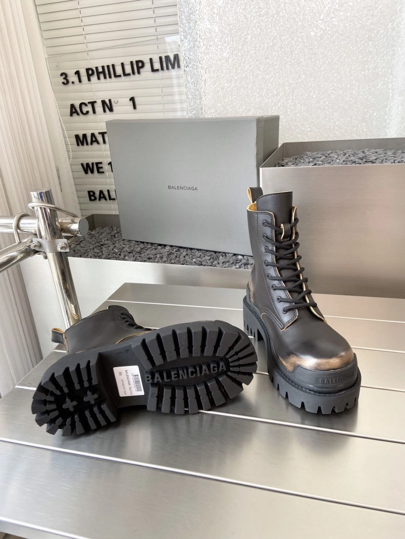 Flexible Bxlxnciaga Boots 109757