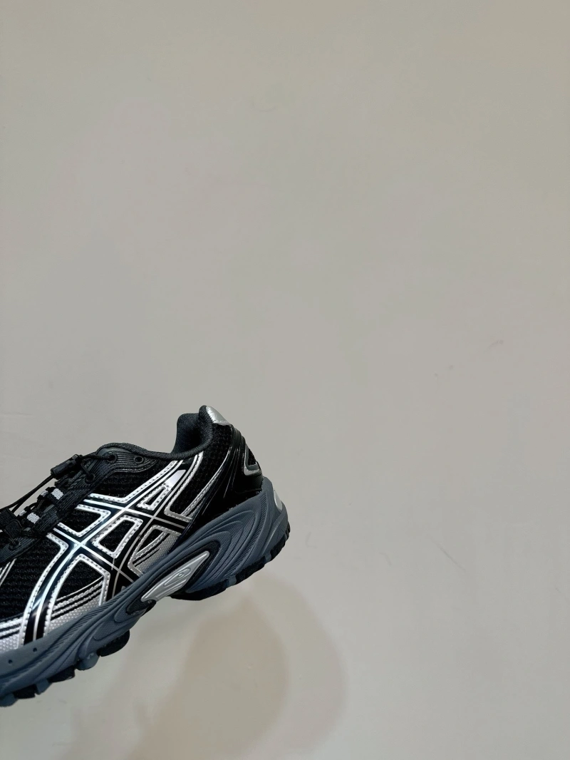 Minimalist Othxr Sneakers 214762