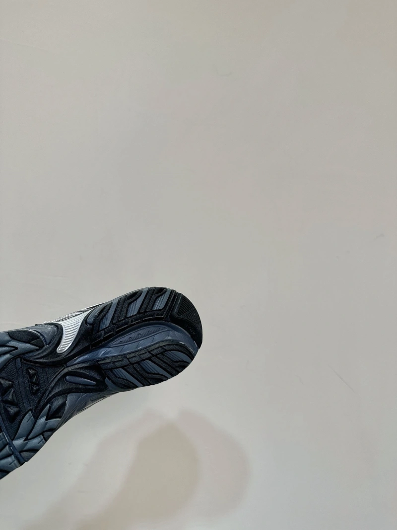 Minimalist Othxr Sneakers 214762