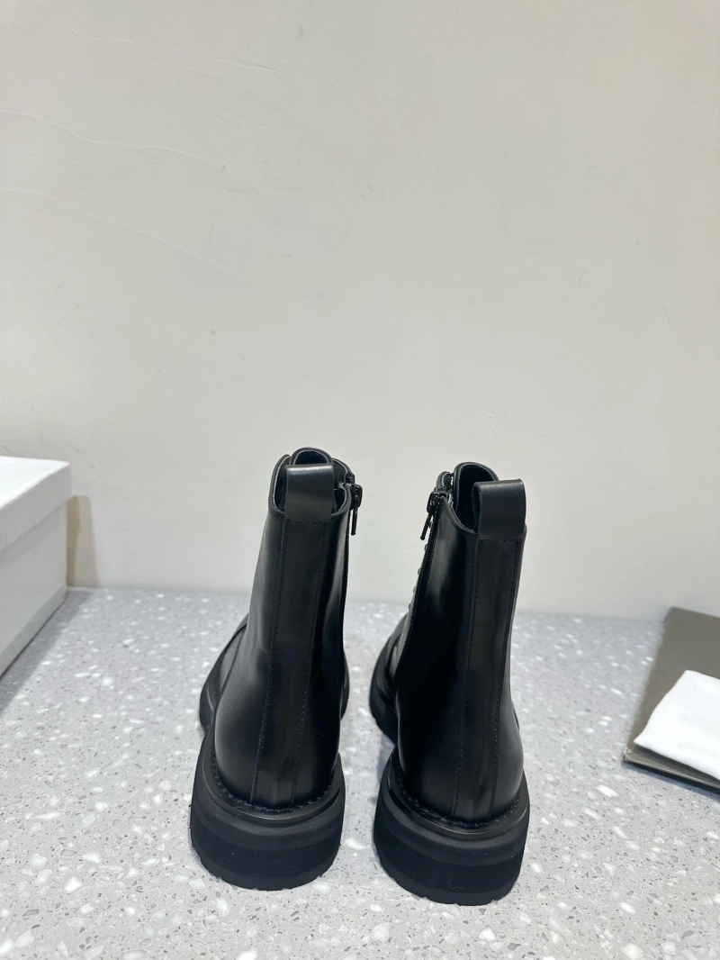 Reliable Bxlxnciaga Boots 109743
