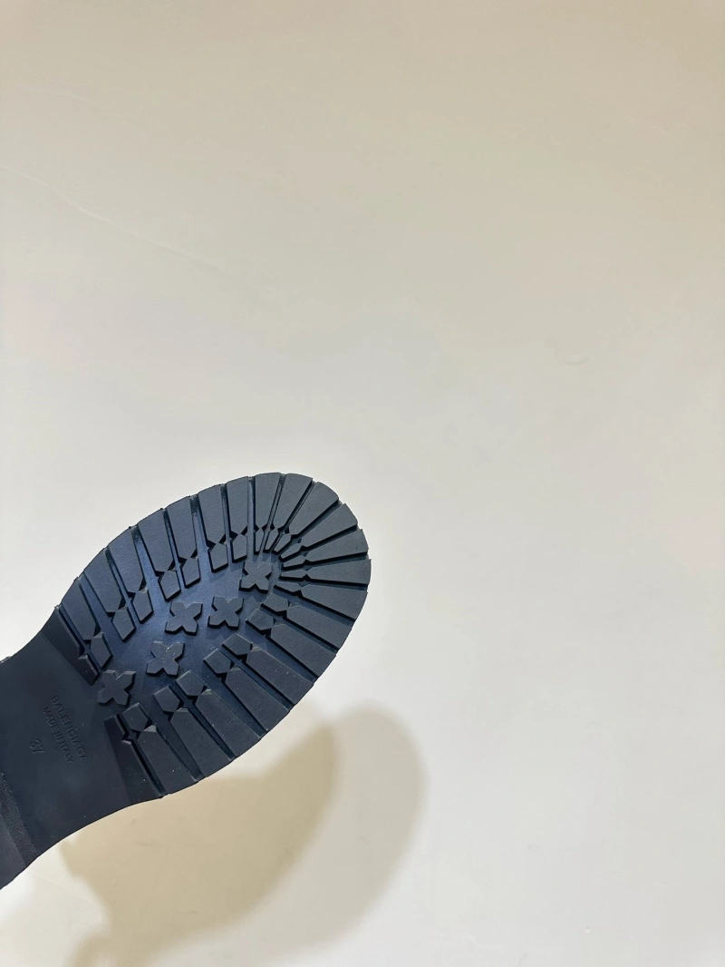 Reliable Bxlxnciaga Boots 109743