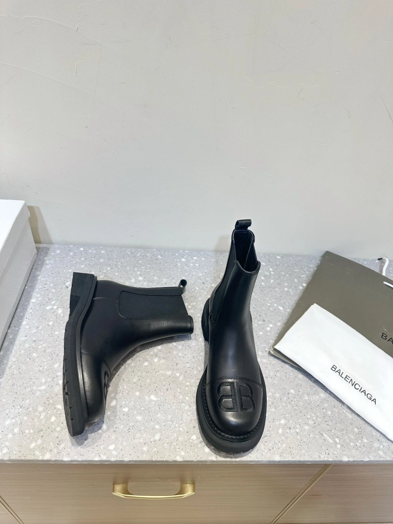 Bxlxnciaga Boots Vibrant 109731