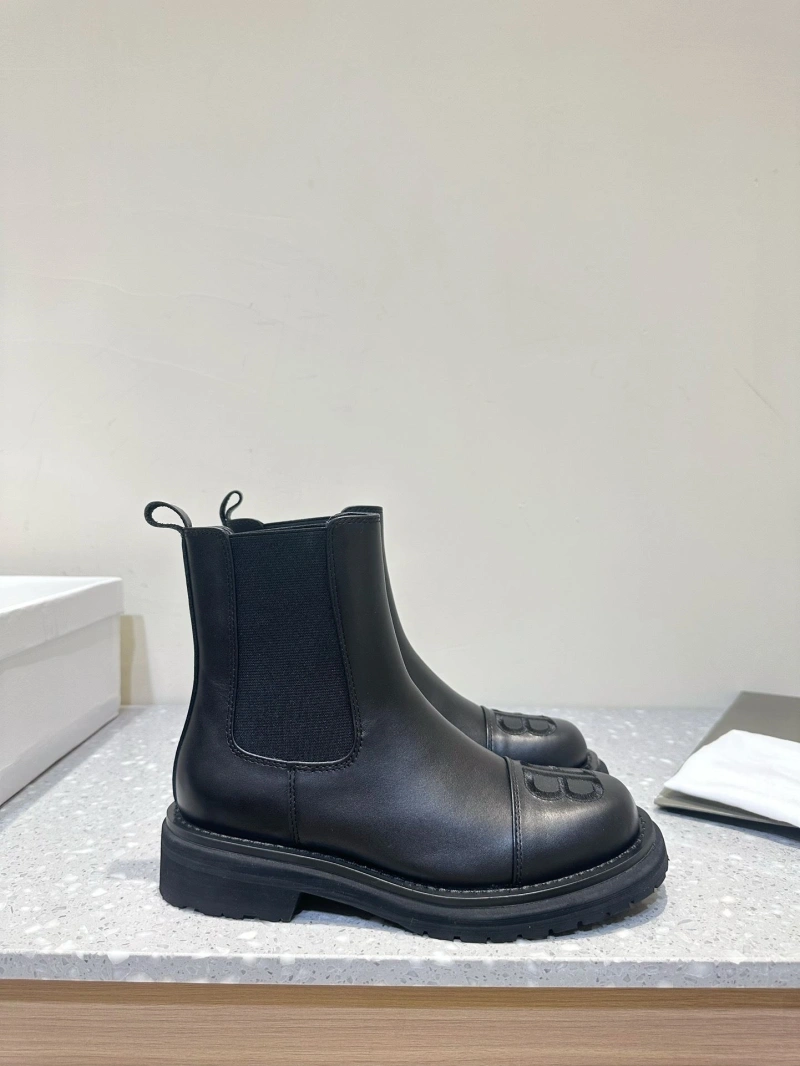 Bxlxnciaga Boots Vibrant 109731