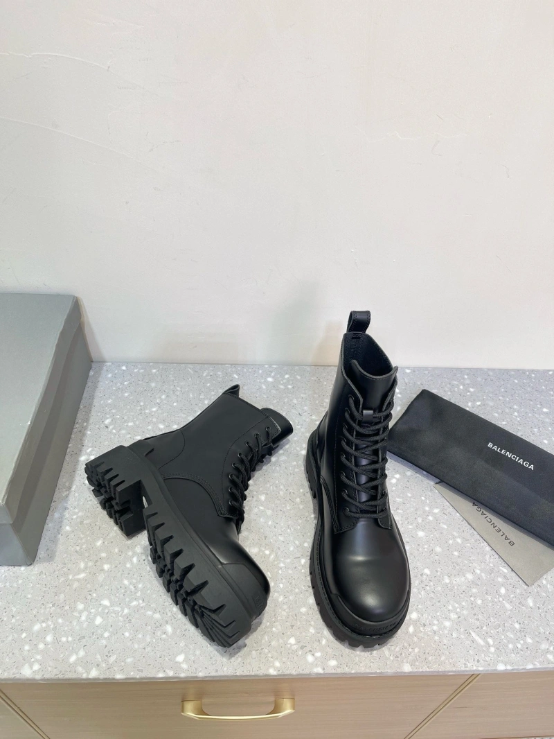 Comfortable Bxlxnciaga Boots 109744