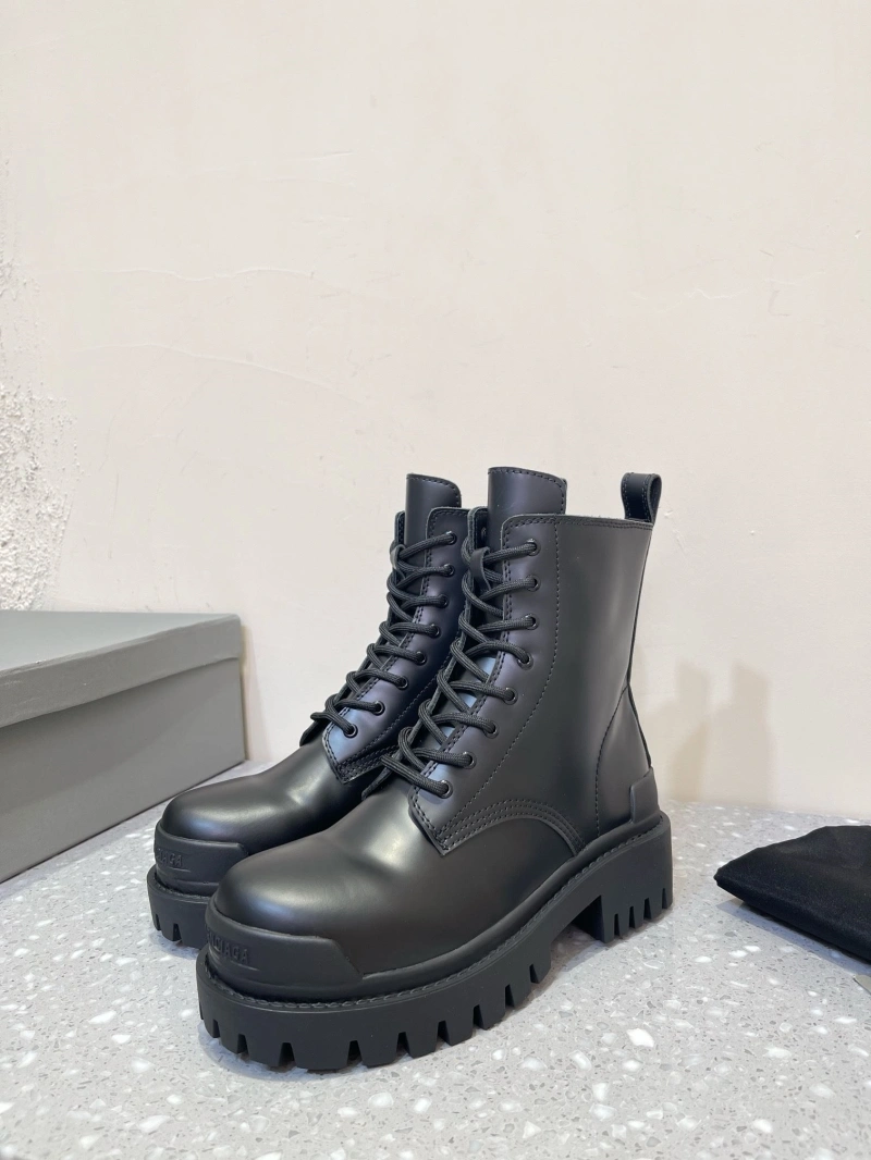 Comfortable Bxlxnciaga Boots 109744