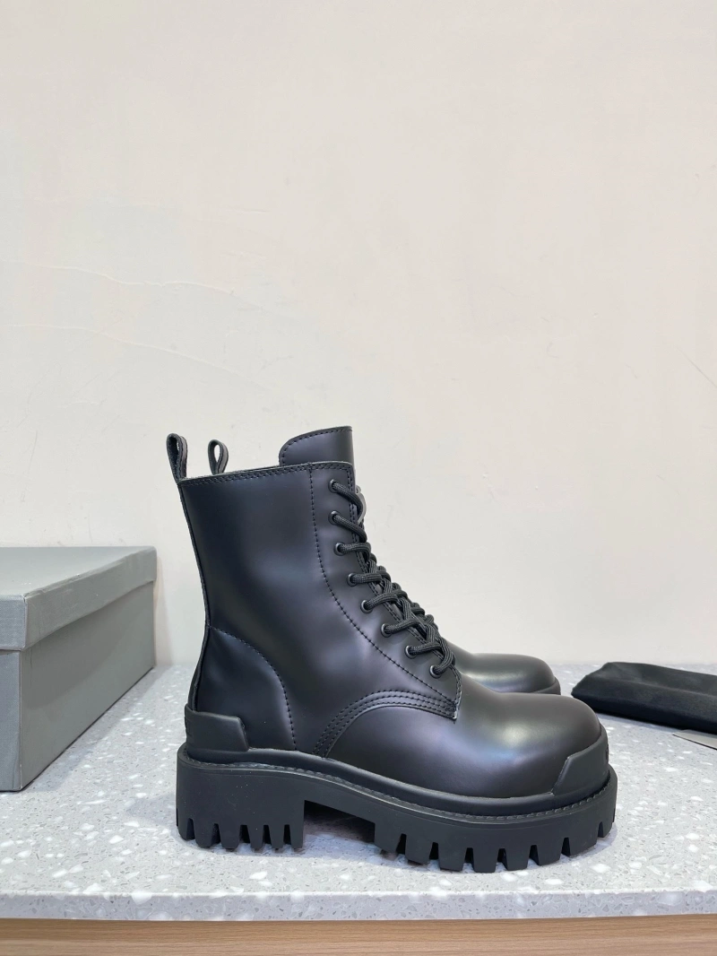 Comfortable Bxlxnciaga Boots 109744