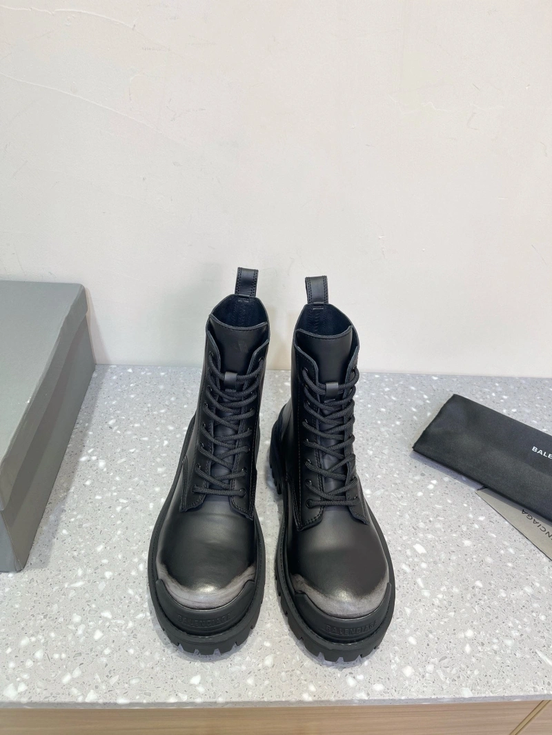 Bxlxnciaga Boots Sleek 109736