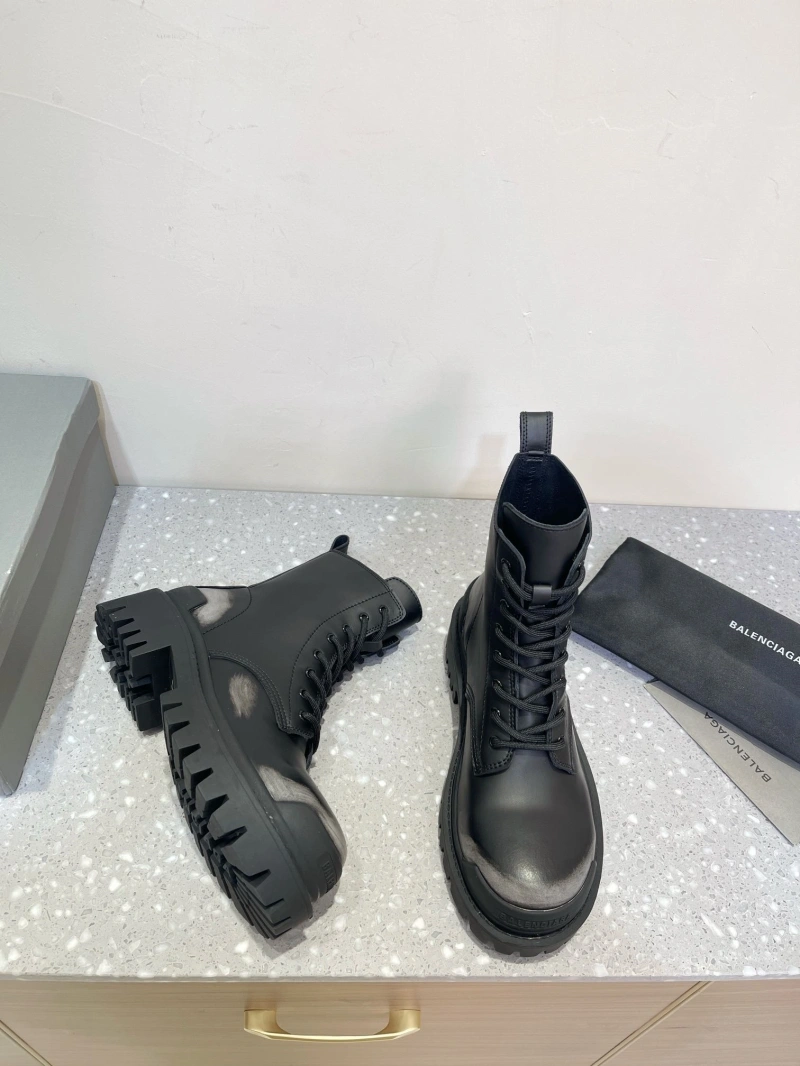 Bxlxnciaga Boots Sleek 109736