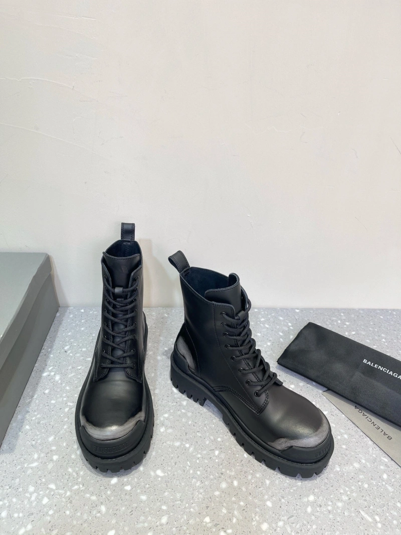 Bxlxnciaga Boots Sleek 109736
