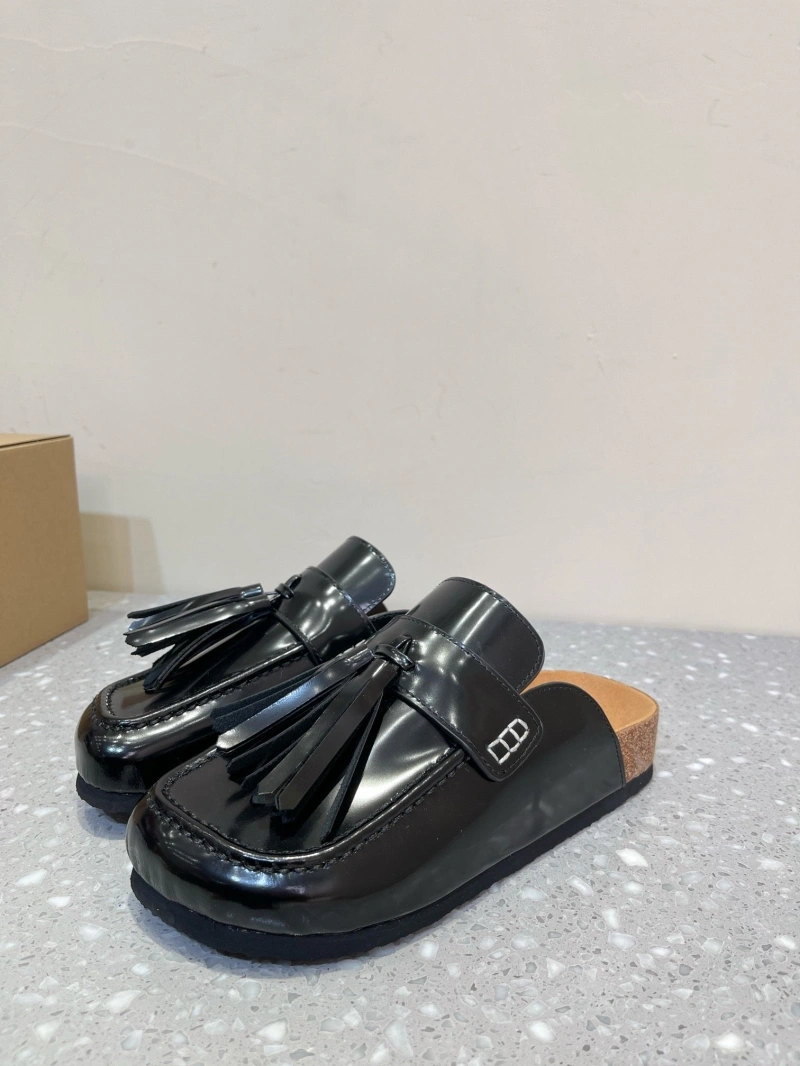 Unique Othxr Slippers 214942