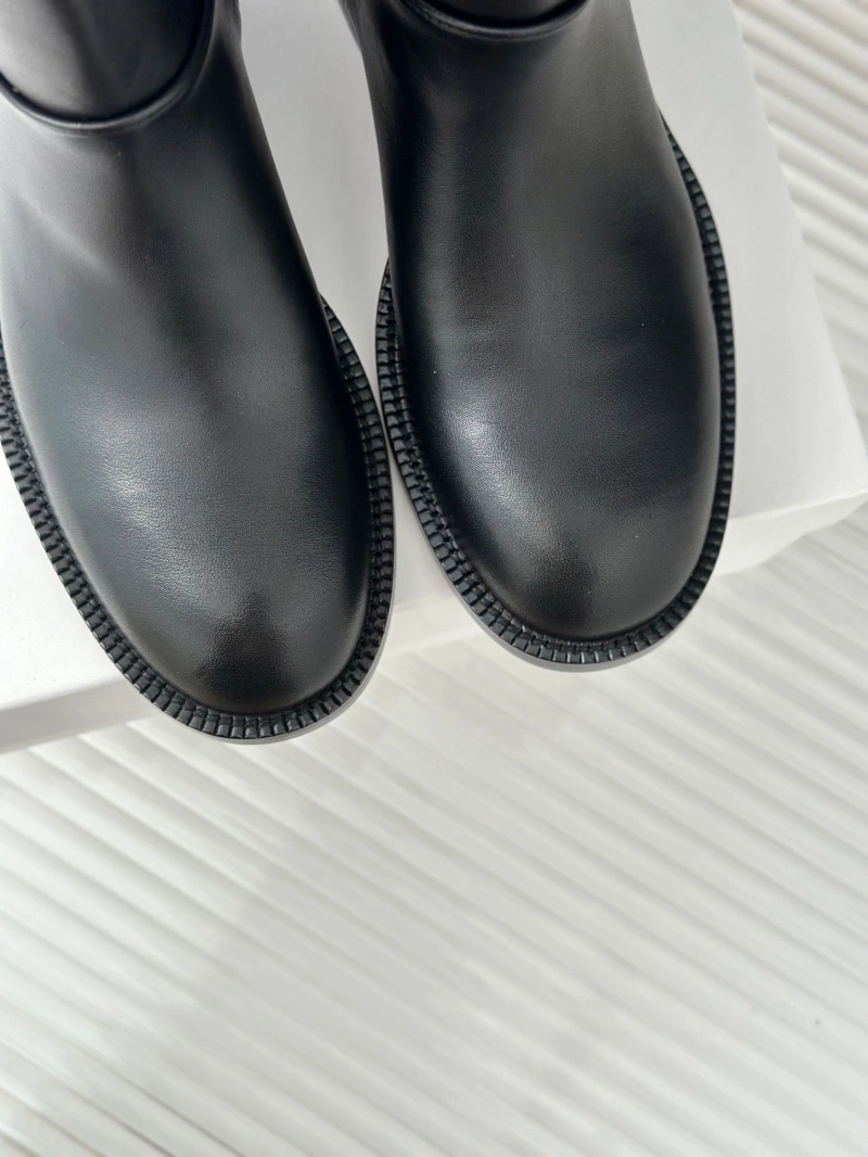 Minimalist Othxr Boots 215319