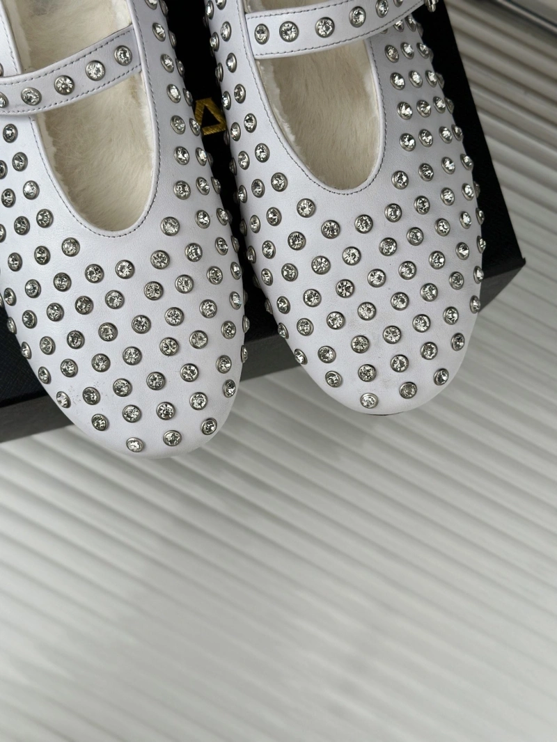 Fashionable Othxr flat shoes 215062