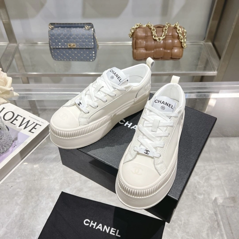 Sophisticated Chxnxl Sneakers 125965