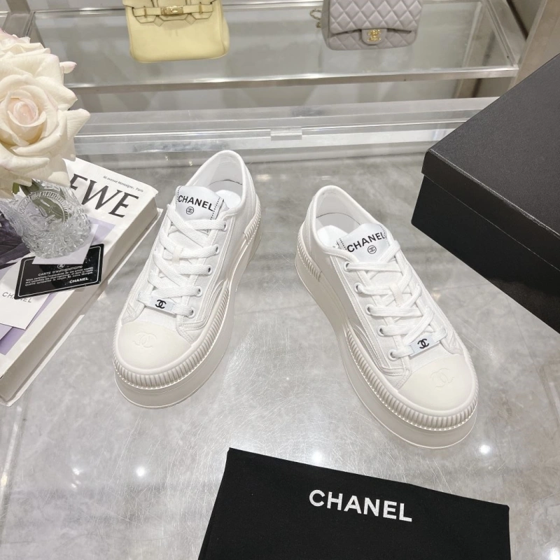 Lightweight Chxnxl Sneakers 125972