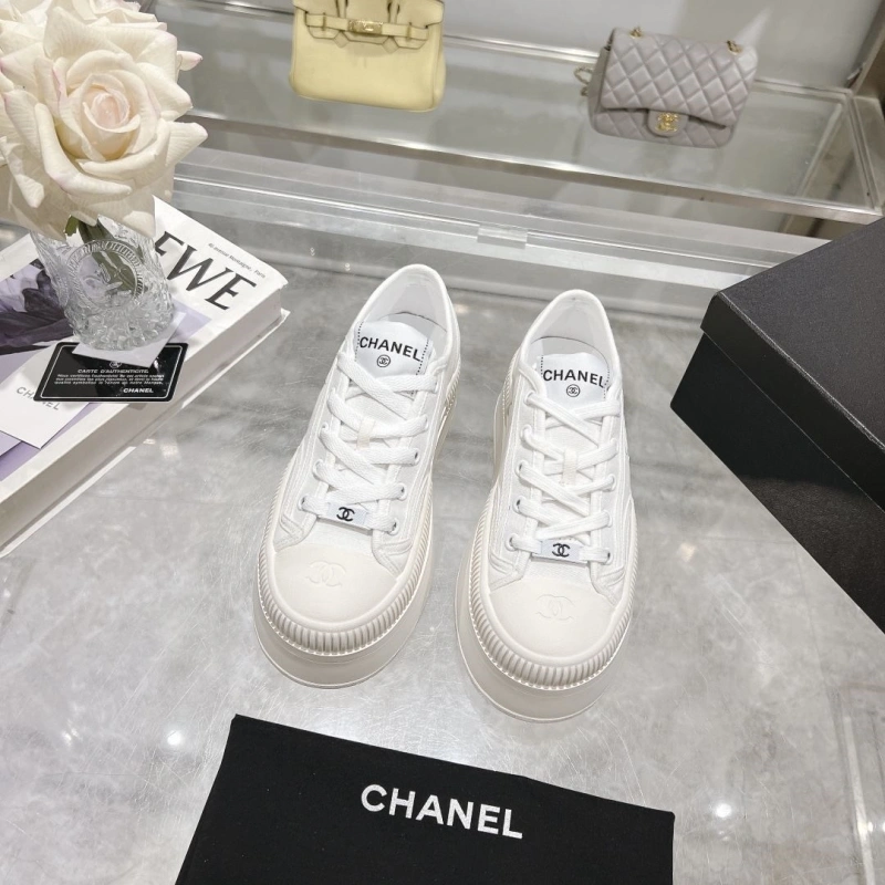 Lightweight Chxnxl Sneakers 125972