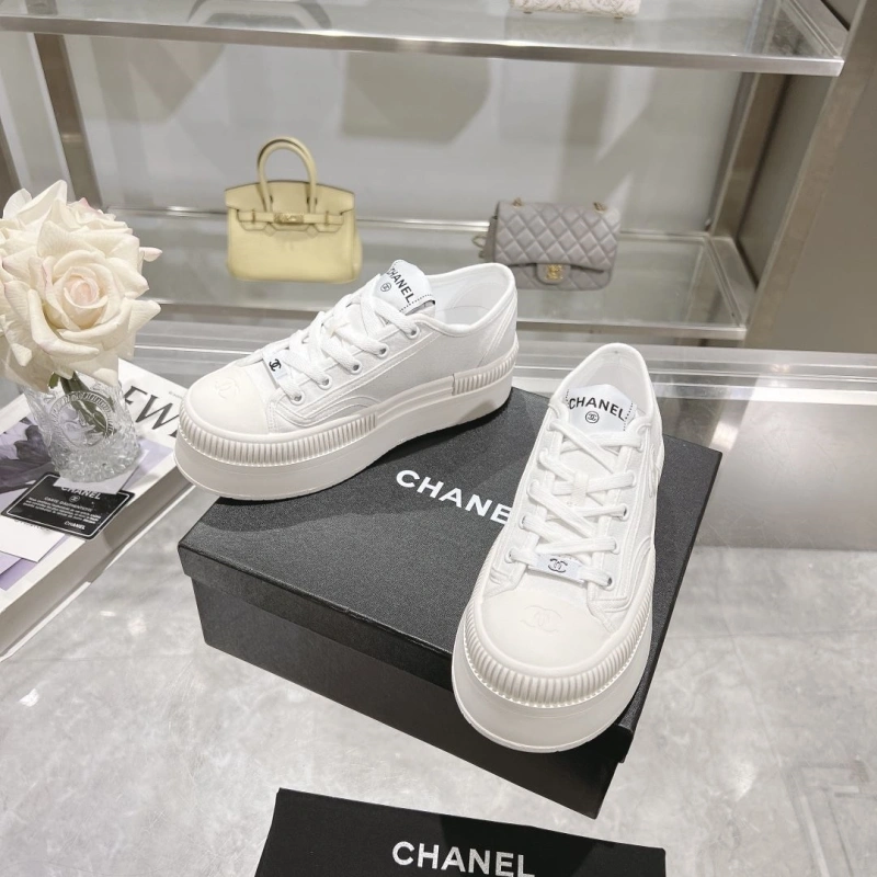 Lightweight Chxnxl Sneakers 125972