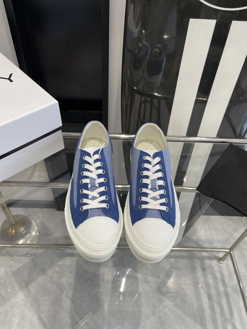 Gxvxnchy Sneakers Bright 153696